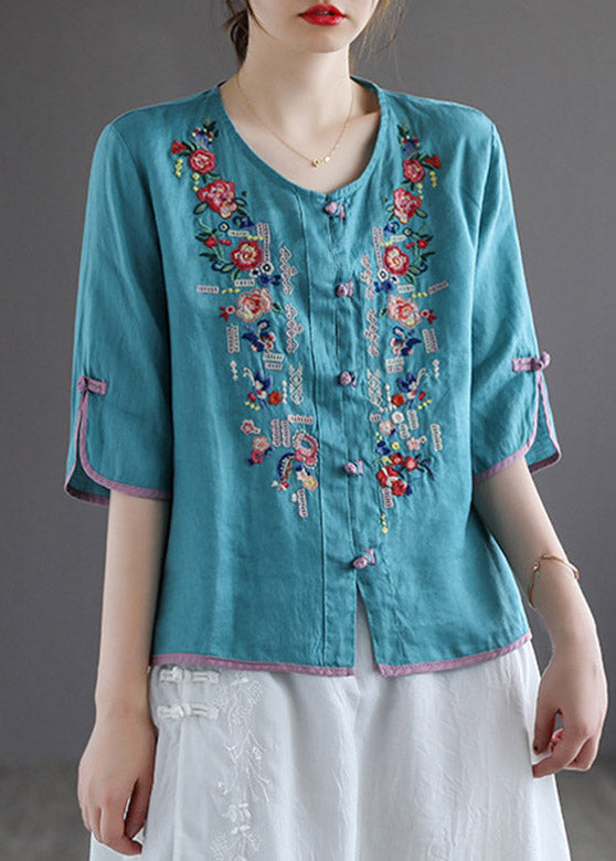Effortlessly Elegant Shirt with a Timeless Design