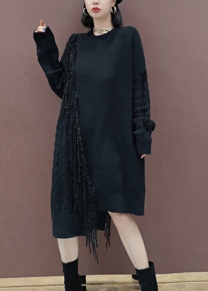 Well Tailored Sweater with a Graceful Silhouette