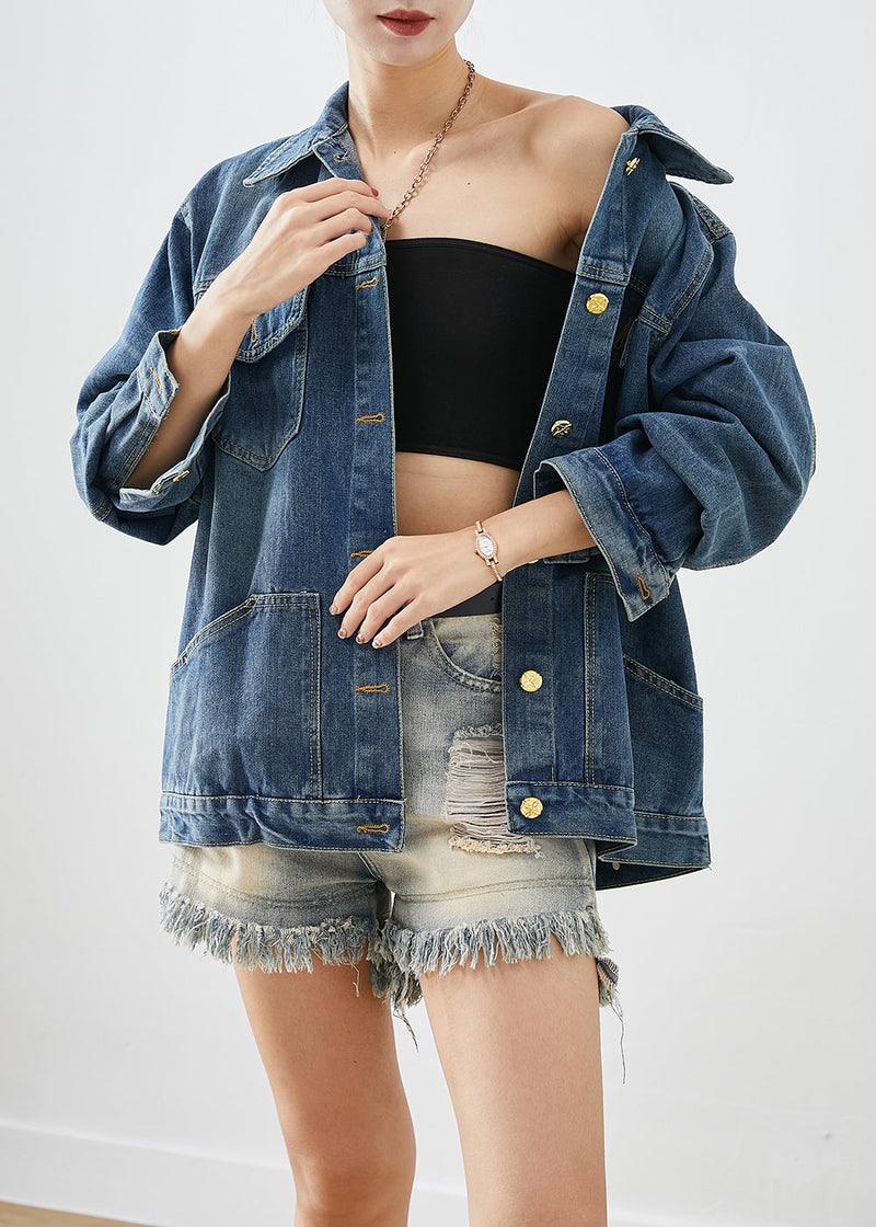 Gracefully Styled Coat for Any Occasion