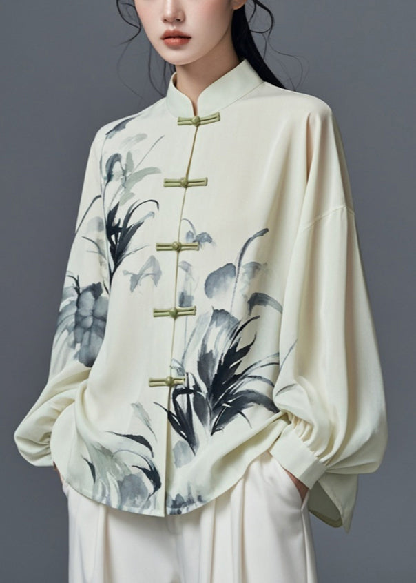 Classic Vintage Shirt with a Flattering Fit