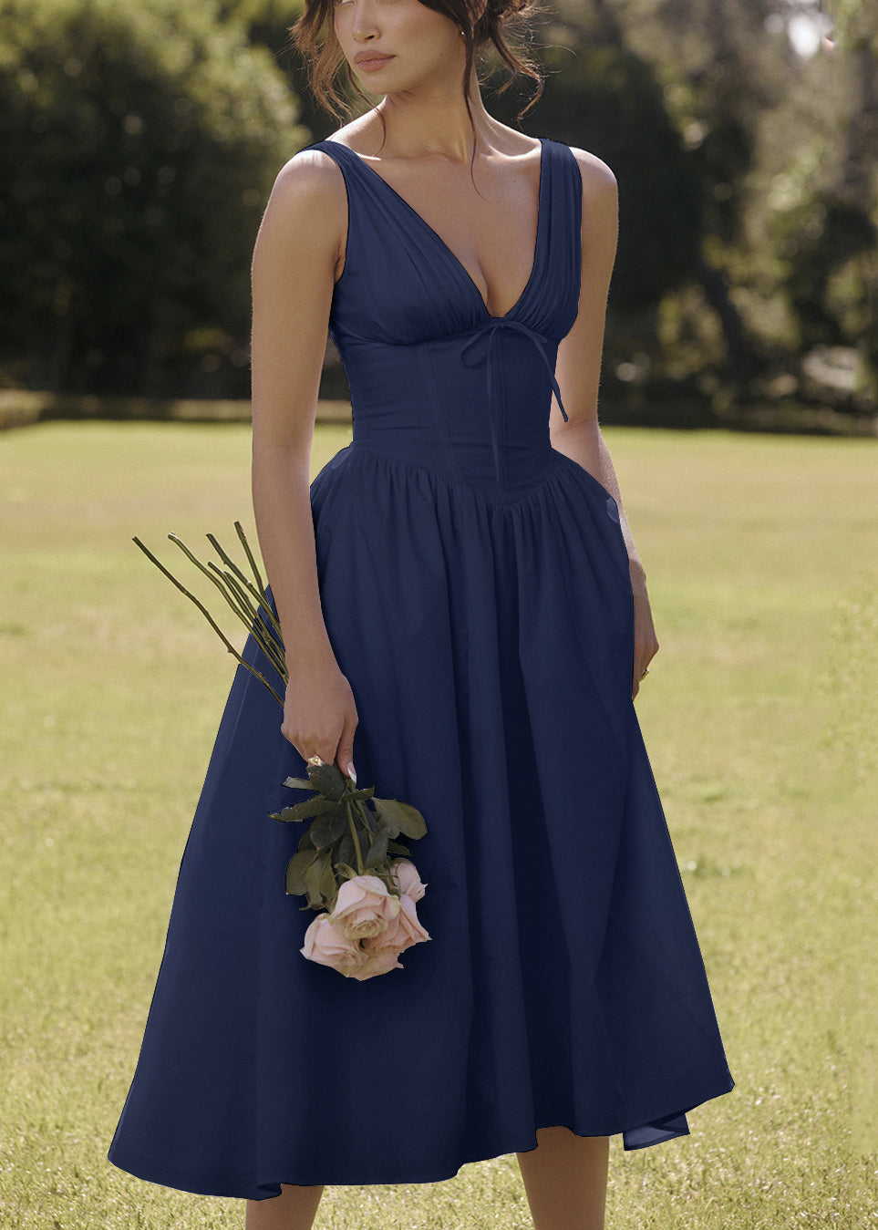 Beautifully Crafted Dress in a Classic Style