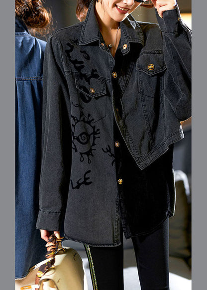 Effortlessly Elegant Coat with a Timeless Design