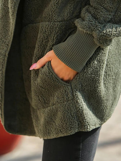 Beautifully Finished Coat in a Timeless Design
