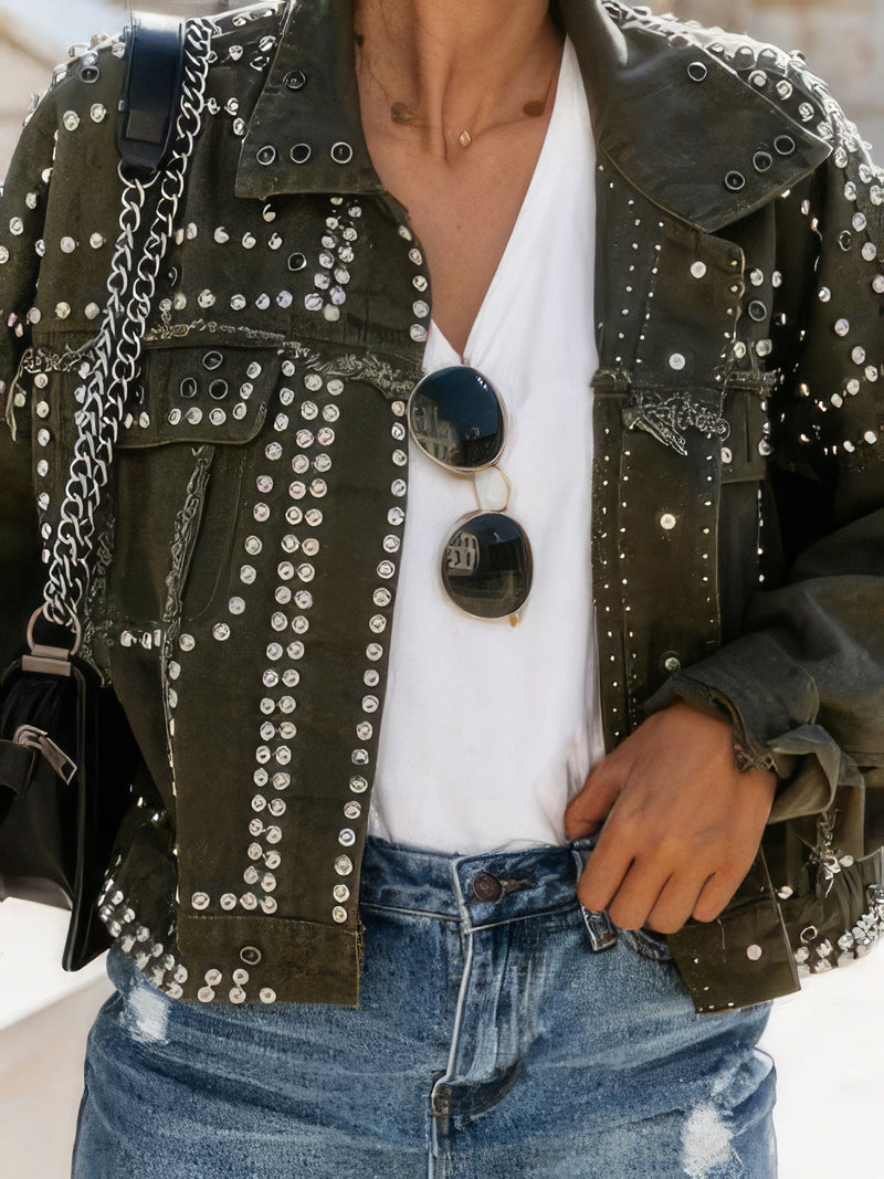 Classic Vintage Jacket with a Flattering Fit