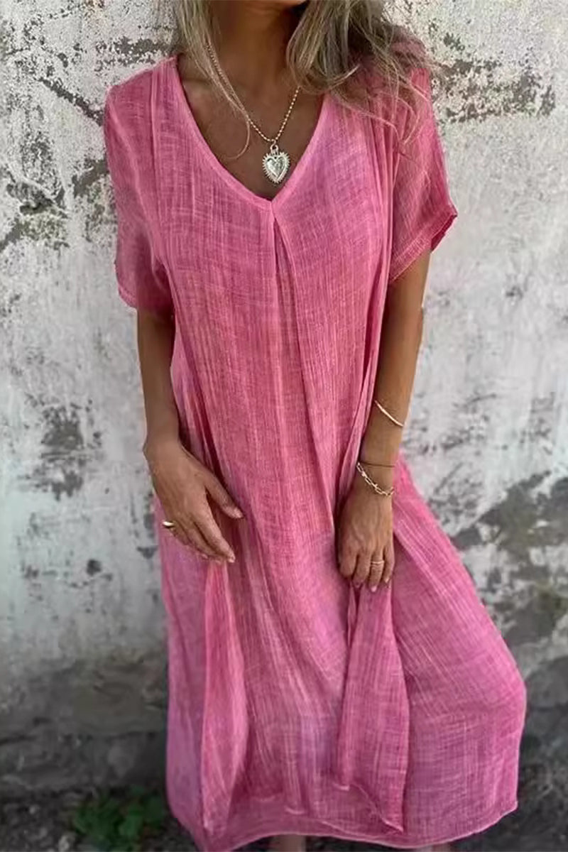Beautifully Finished Dress in a Timeless Design