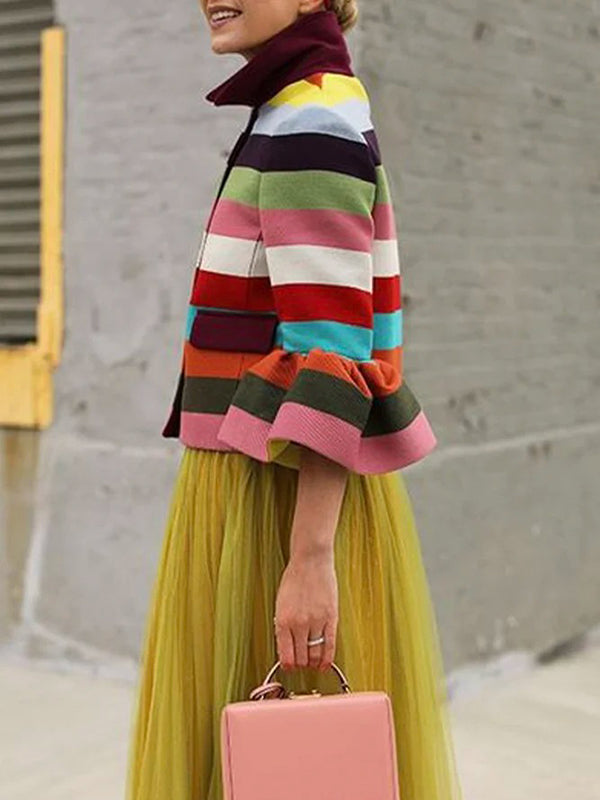 Effortlessly Elegant Jacket with a Timeless Design