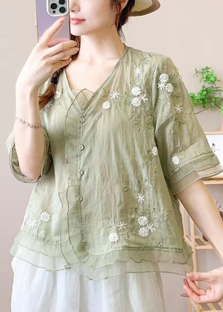 Elegantly Styled Blouse for Everyday Wear