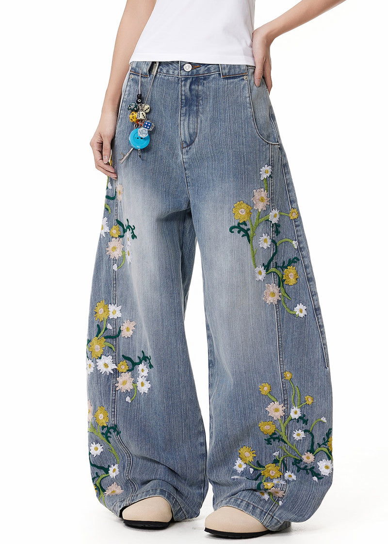 Elegantly Styled Pants for Everyday Wear