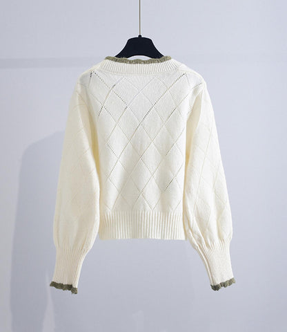 Classic Vintage Cardigan with a Flattering Fit