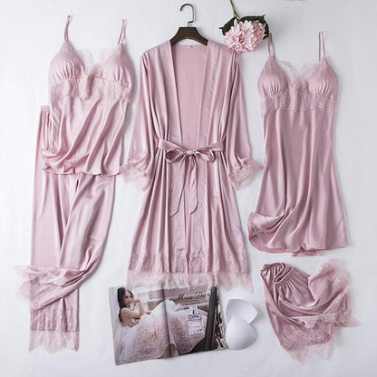 Finely Styled Garment with a Classic Vintage Look