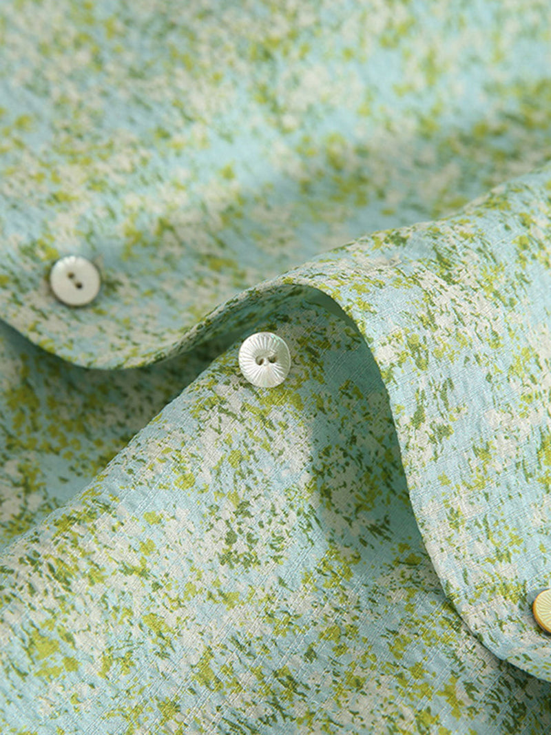 Well Tailored Shirt with a Graceful Silhouette