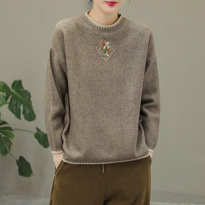 Effortlessly Elegant Sweater with a Timeless Design