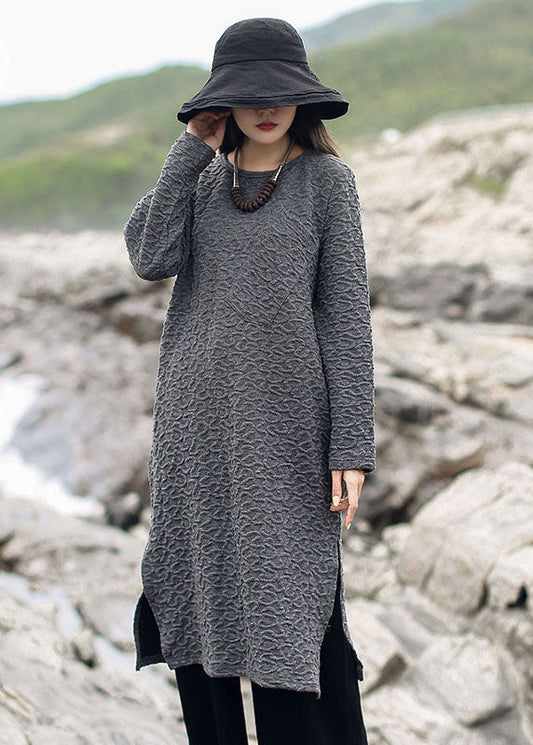 Well Tailored Sweater with a Graceful Silhouette