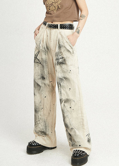 Effortlessly Elegant Pants with a Timeless Design