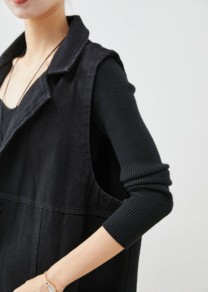 Effortlessly Elegant Garment with a Timeless Design