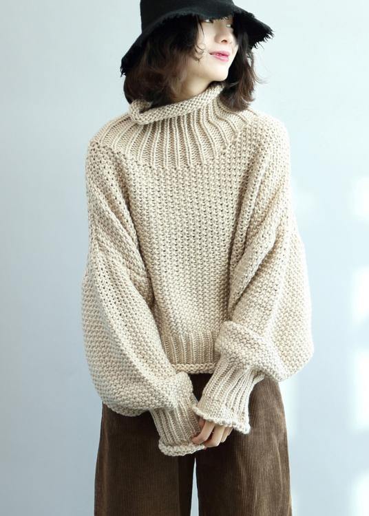 Polished Top with an Effortless Classic Look