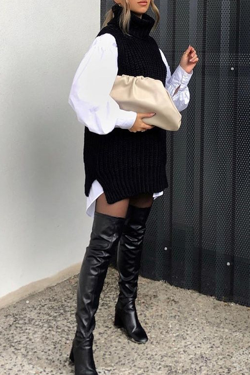 Beautifully Finished Sweater in a Timeless Design