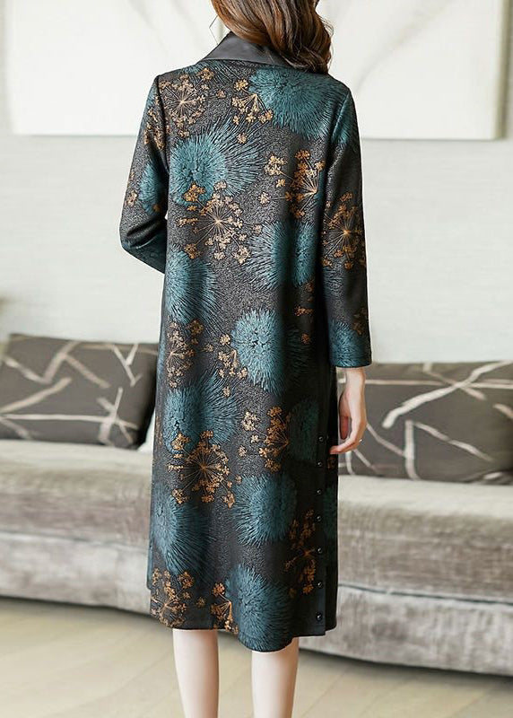Classic Vintage Coat with a Flattering Fit