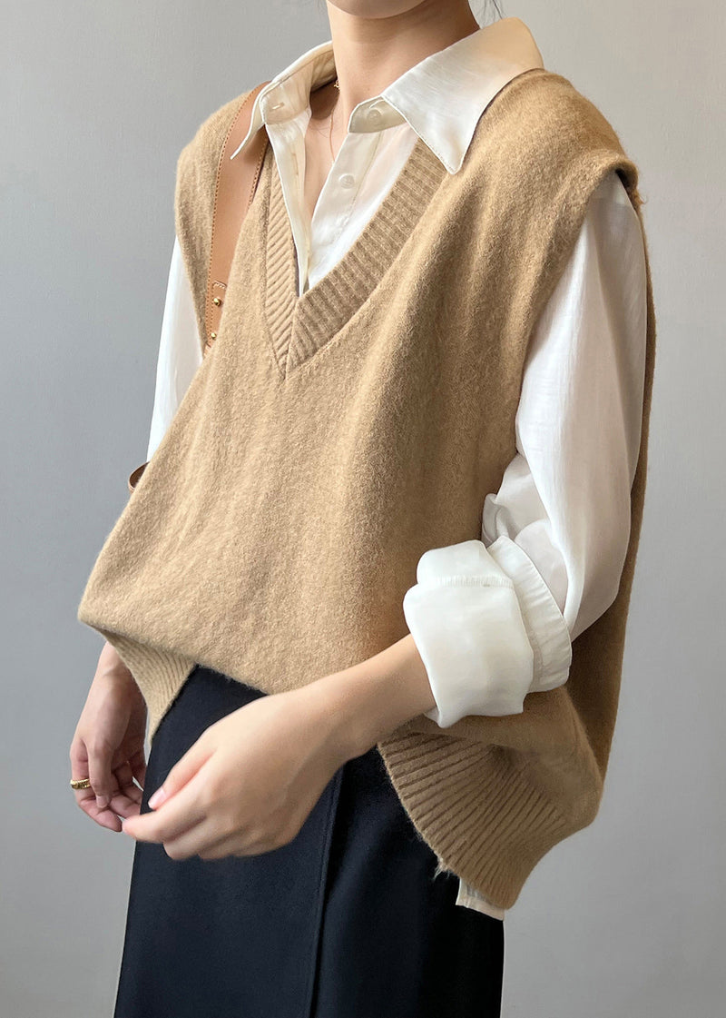 Well Tailored Coat with a Graceful Silhouette