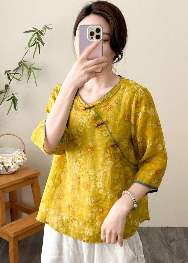 Sophisticated Top with a Clean Classic Look