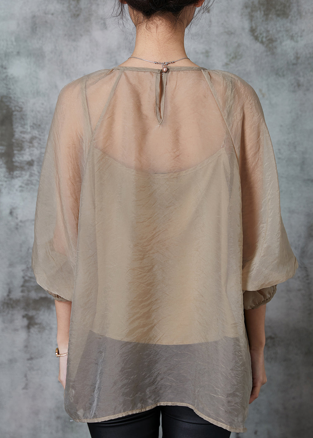 Beautifully Finished Top in a Timeless Design