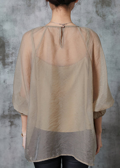 Beautifully Finished Top in a Timeless Design
