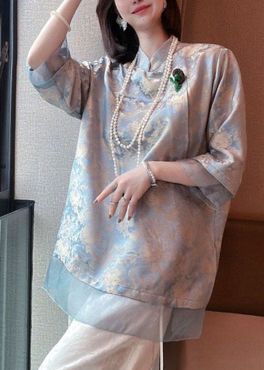 A Vintage Style Shirt with Delicate Timeless Details