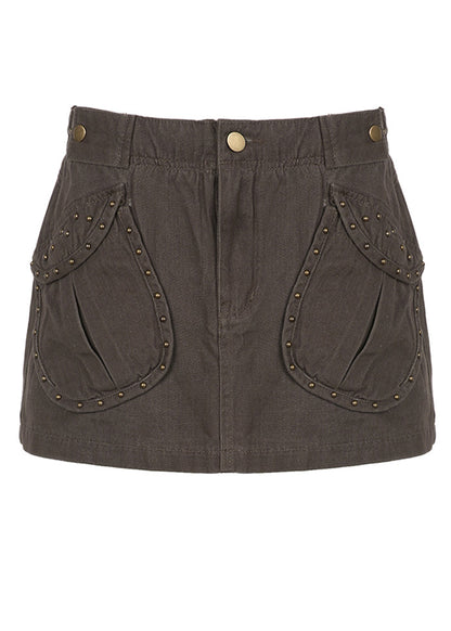 Well Tailored Garment with a Graceful Silhouette