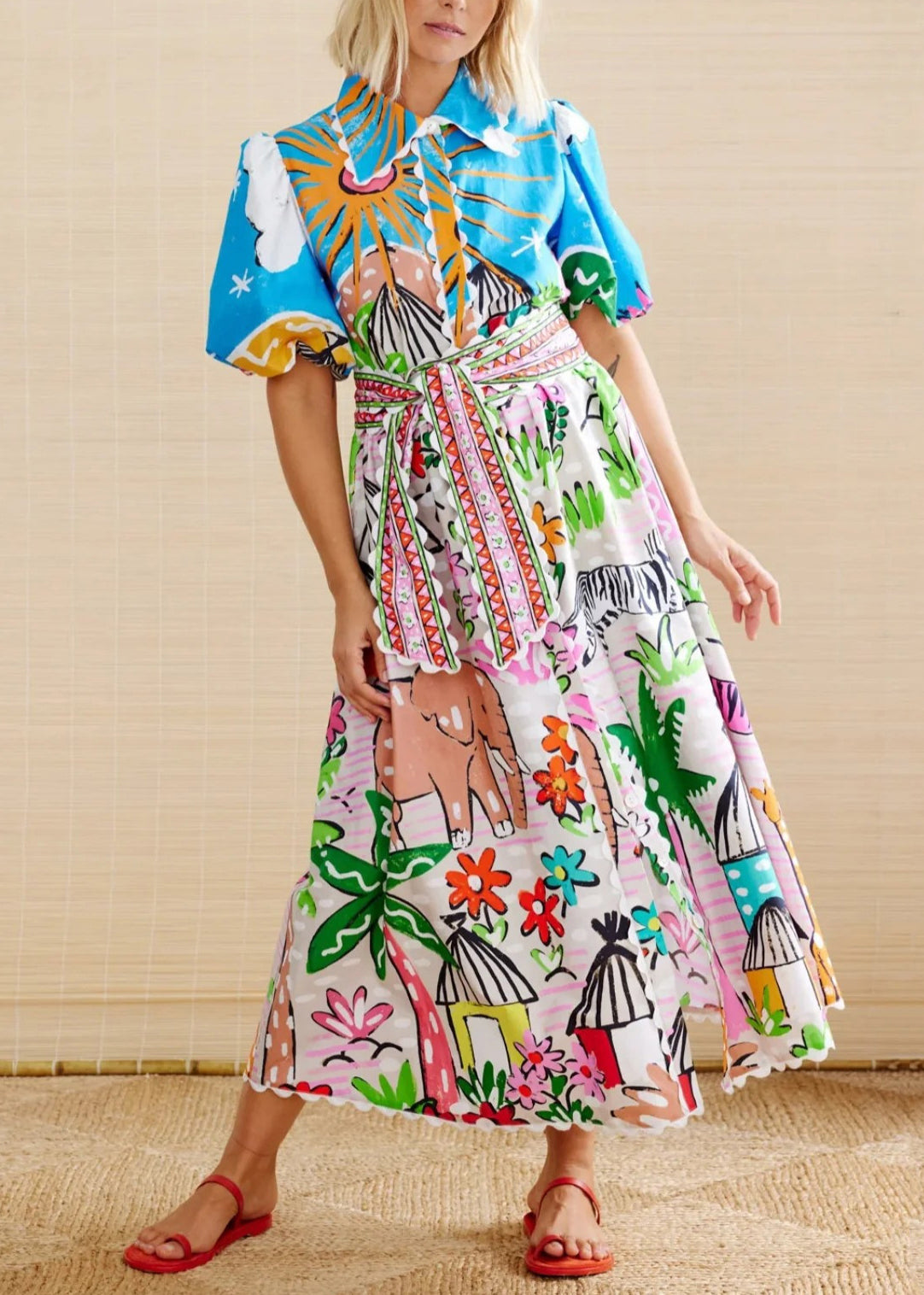 Beautifully Finished Dress in a Timeless Design