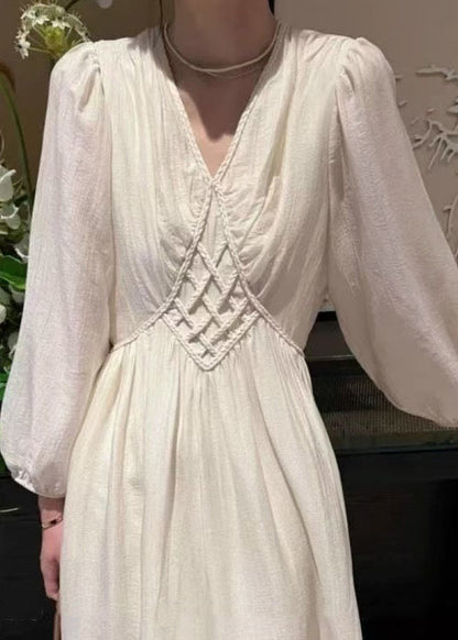 Beautifully Crafted Dress in a Classic Style