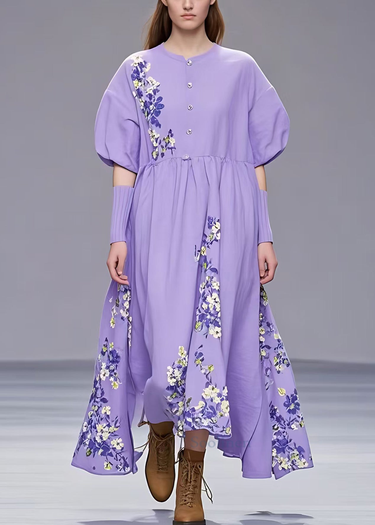 Gracefully Styled Dress for Any Occasion