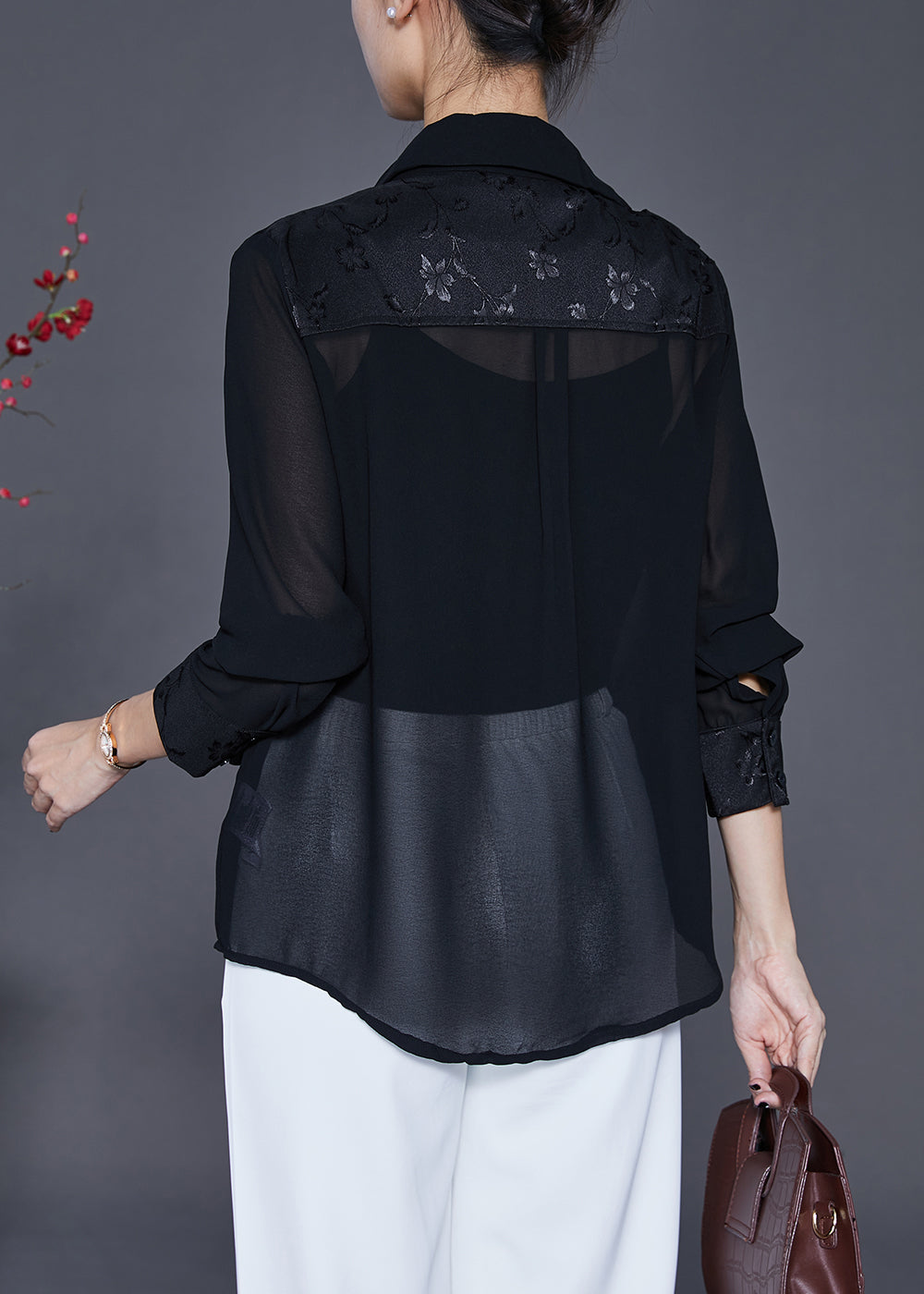 Classic Vintage & Enduringly Stylish Blouse