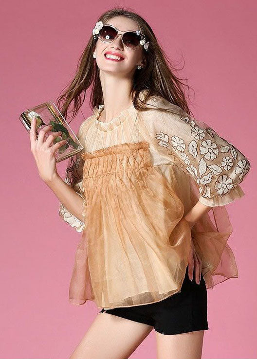 Classic Vintage Top with a Flattering Fit