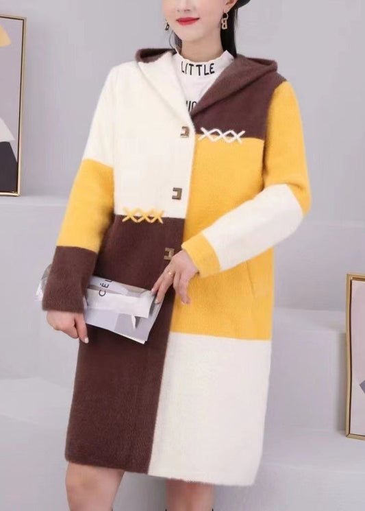 Elegantly Styled Coat for Everyday Wear