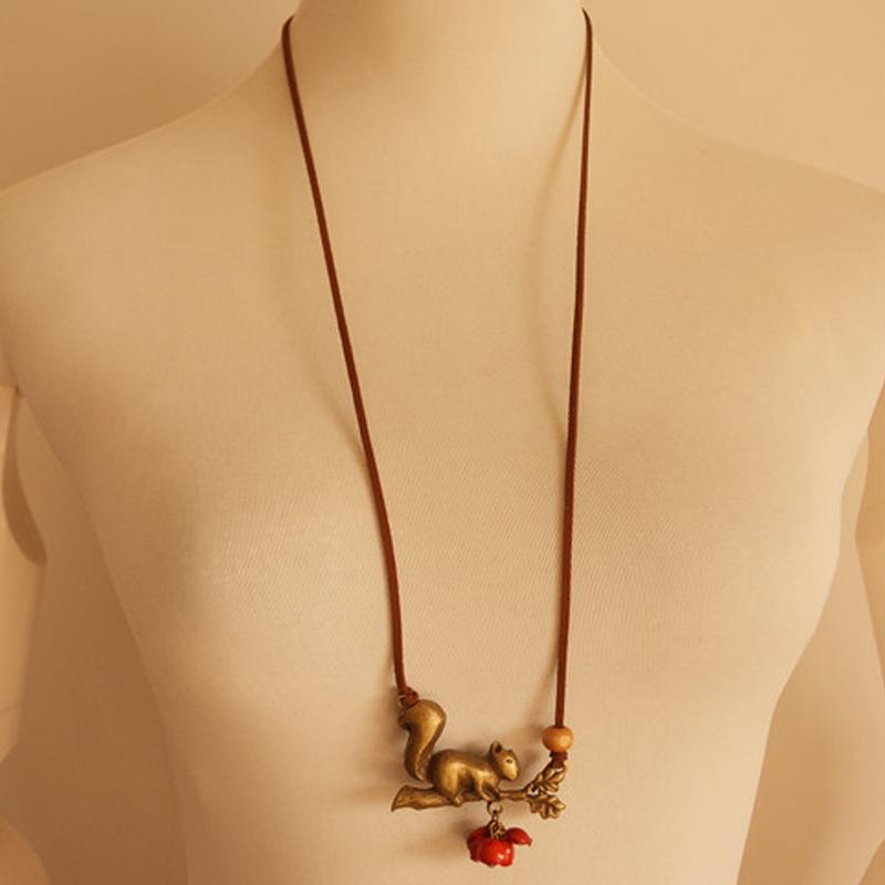 Romantic Chain for Special Moments
