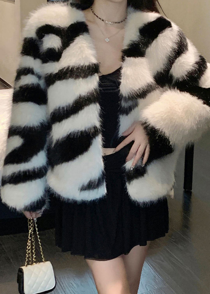 Sophisticated Coat with a Clean Classic Look