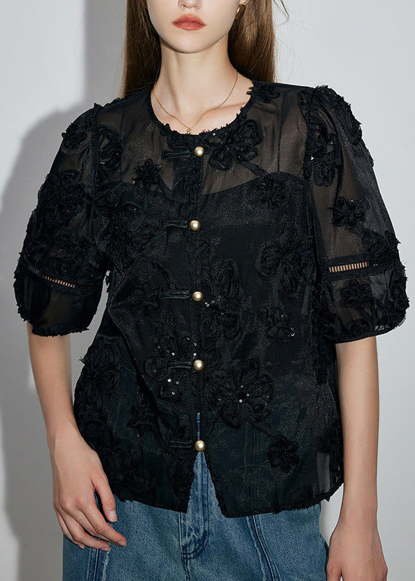 Elegantly Styled Shirt for Everyday Wear