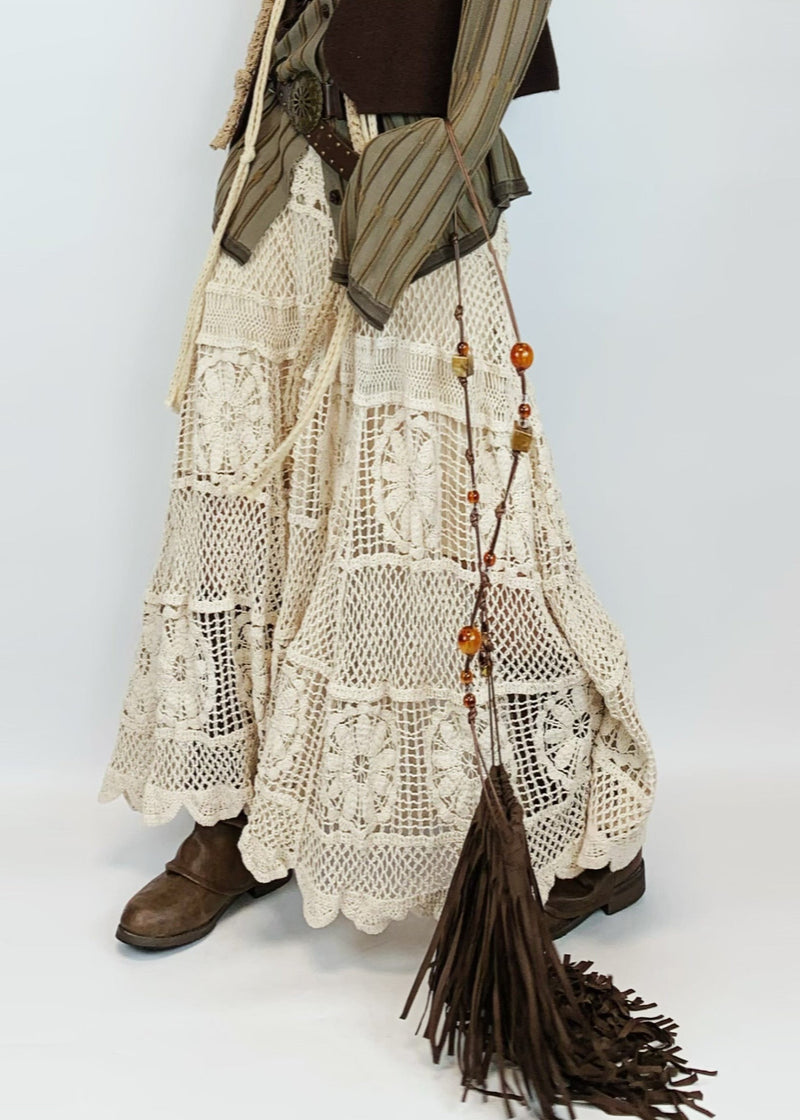 Effortlessly Elegant Garment with a Timeless Design