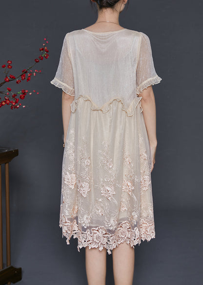Classic Vintage Dress with a Flattering Fit