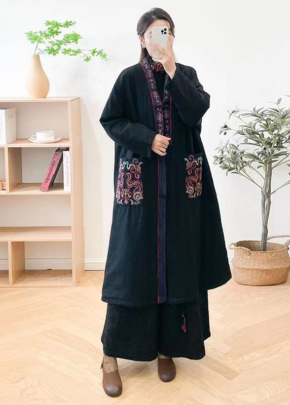 Elegantly Styled Coat for Everyday Wear