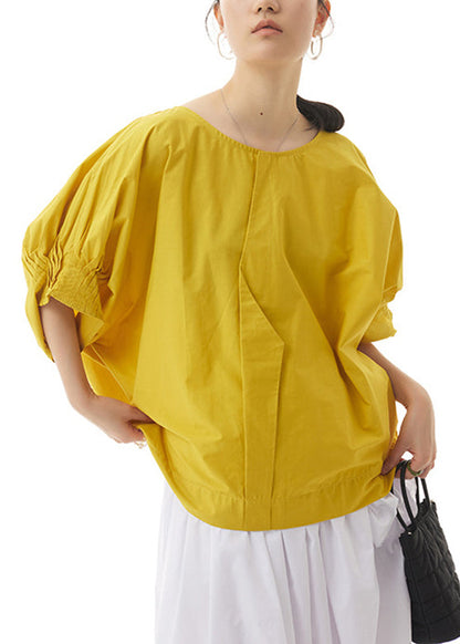 Classic Vintage Shirt with a Flattering Fit