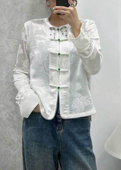 Effortlessly Elegant Shirt with a Timeless Design