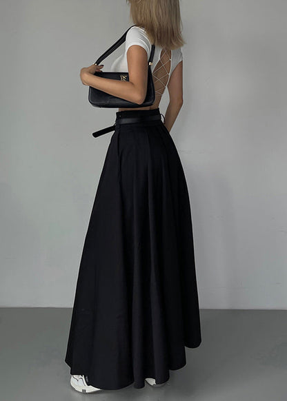 Sophisticated Garment with a Clean Classic Look
