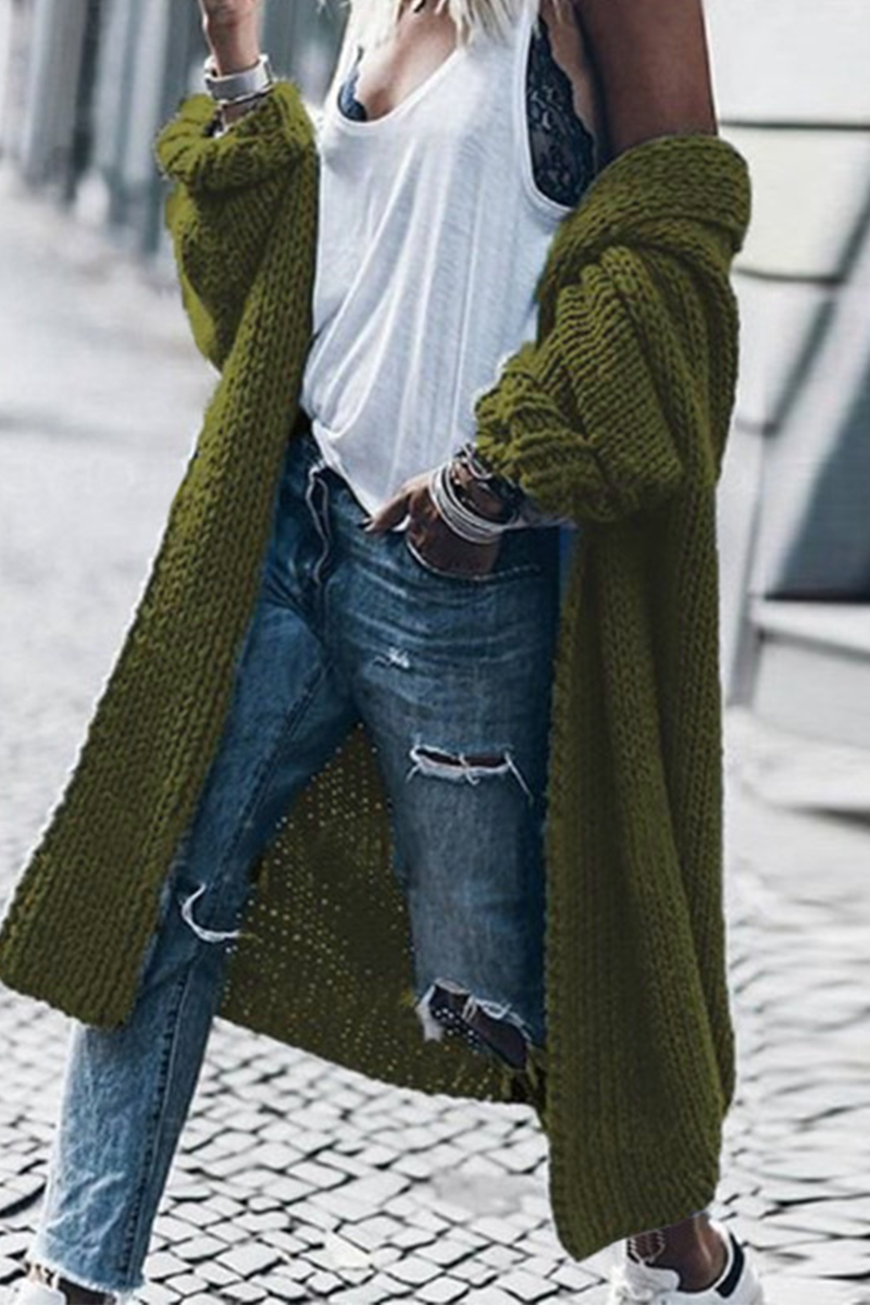 Classic Vintage Cardigan with a Flattering Fit