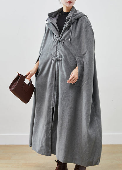 Beautifully Finished Coat in a Timeless Design