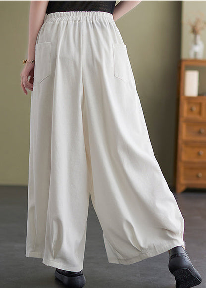 Beautifully Finished Pants in a Timeless Design