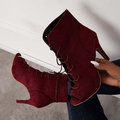 Graceful Orthopedic Boots for Modern Look