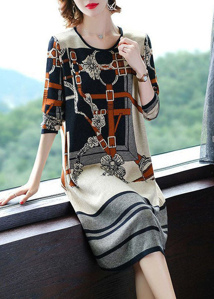 Well Tailored Sweater with a Graceful Silhouette