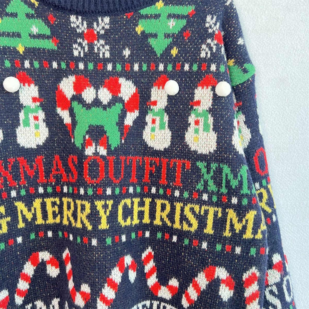 Classic Vintage Sweater with a Flattering Fit