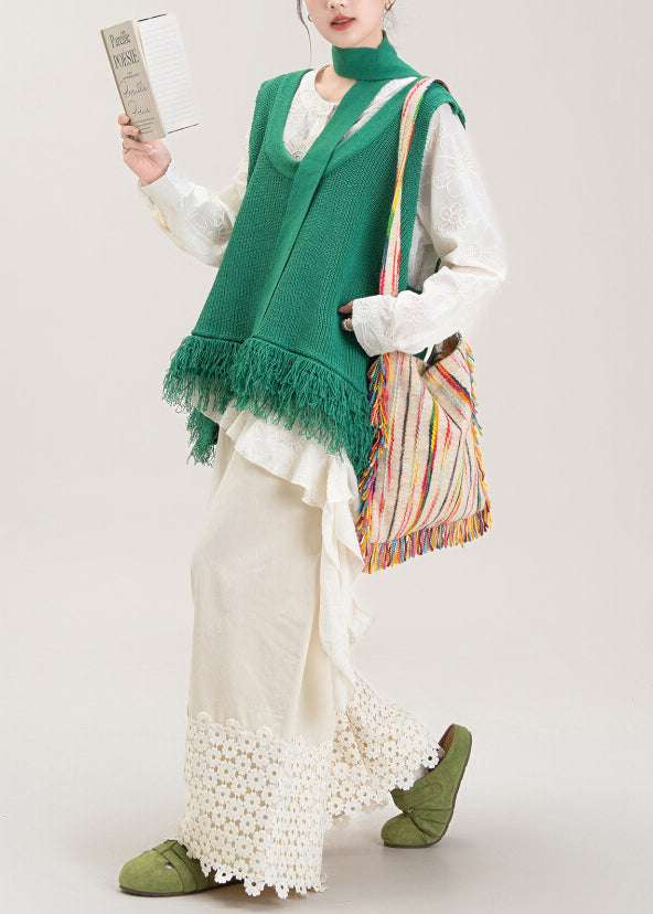Well Tailored Pants with a Graceful Silhouette